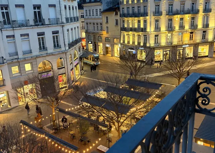 Le Grenette Downtown